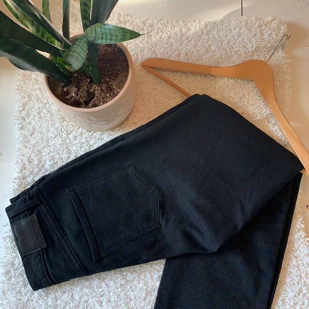 Aritzia Denim Forum - Arlo high rise straight